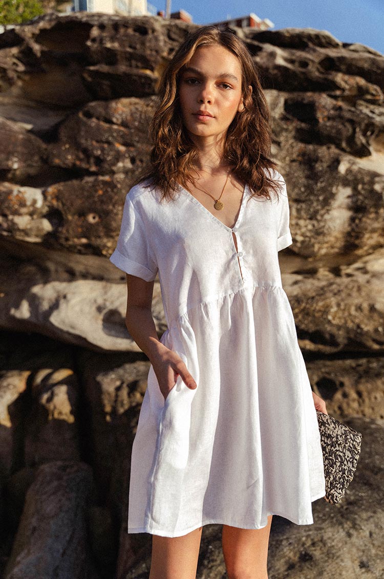 SUNCHASER Dress - white linen
