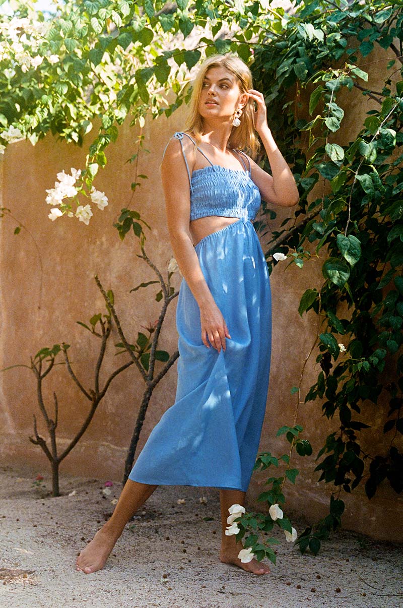 BELEZA Midi Dress - soft blue linen