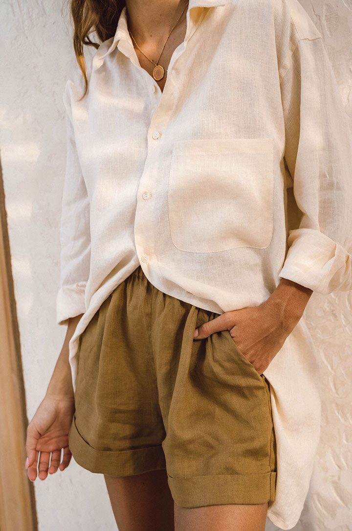 ROVE - Staple Linen Shorts with Paperbag Waistband in Taupe