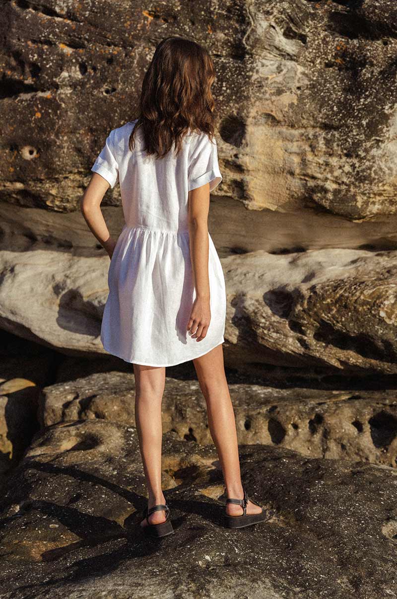 SUNCHASER Dress - white linen